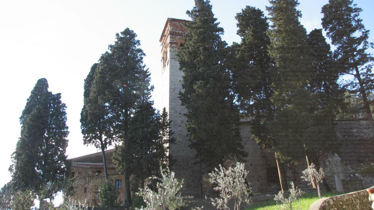 לינה וארוחת בוקר מונטמורלו Borgo Della Rocca מראה חיצוני תמונה