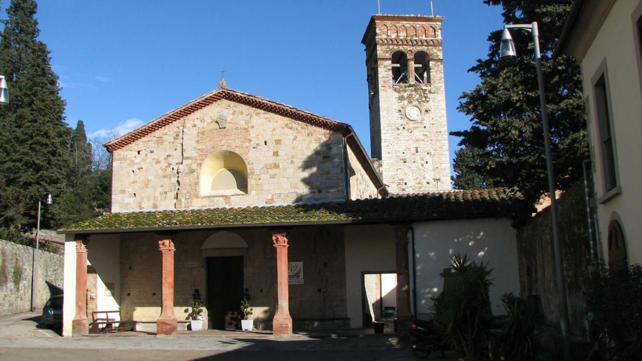 לינה וארוחת בוקר מונטמורלו Borgo Della Rocca מראה חיצוני תמונה